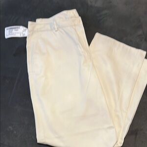 L.L. Bean Cream Straight Leg Pants Lightweight Versatile